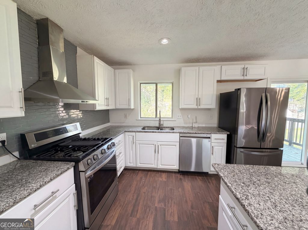 Photo of 1010 Buckhurst Drive, South Fulton, GA 30349 (MLS # 10726446)