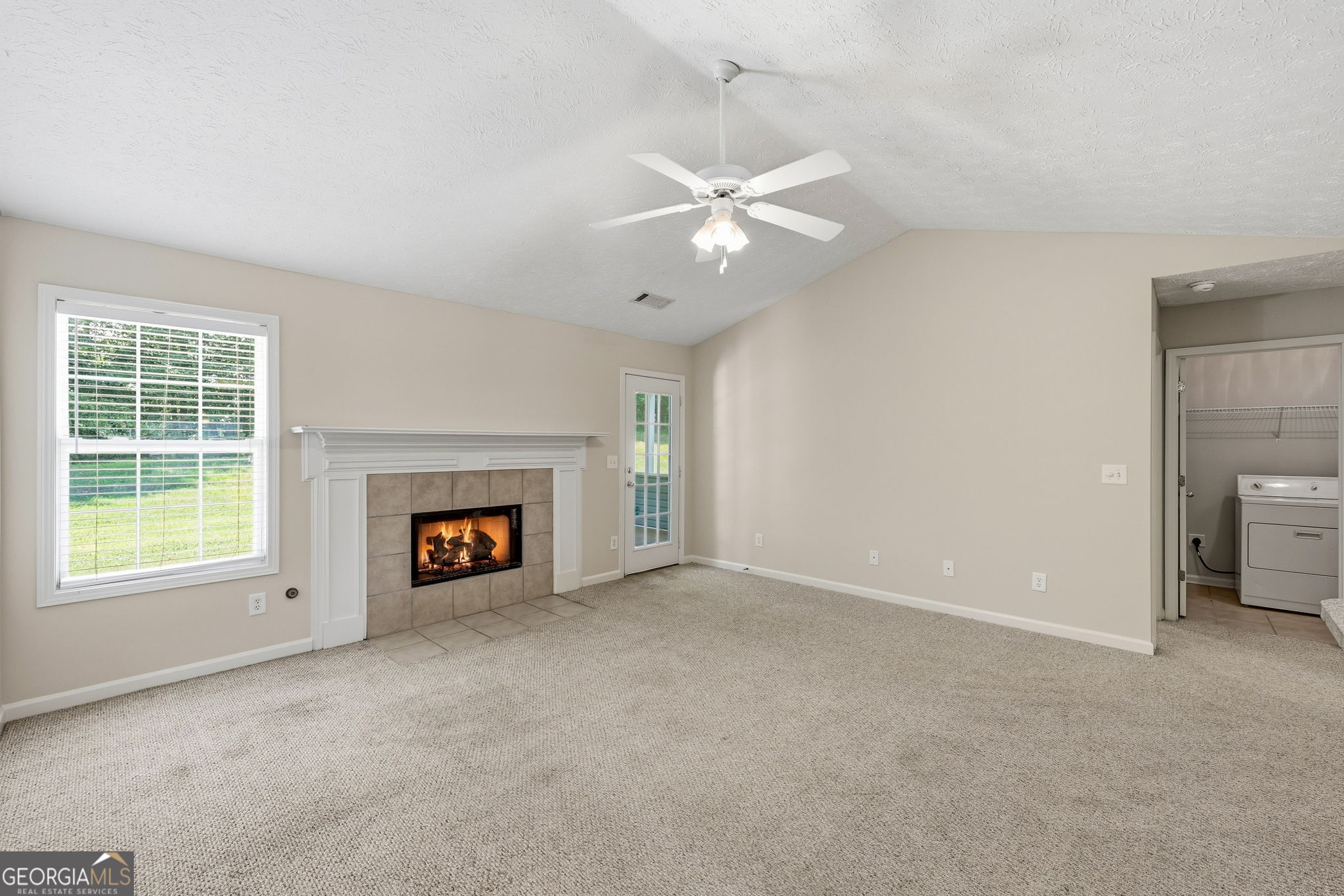 3807 Chase DR