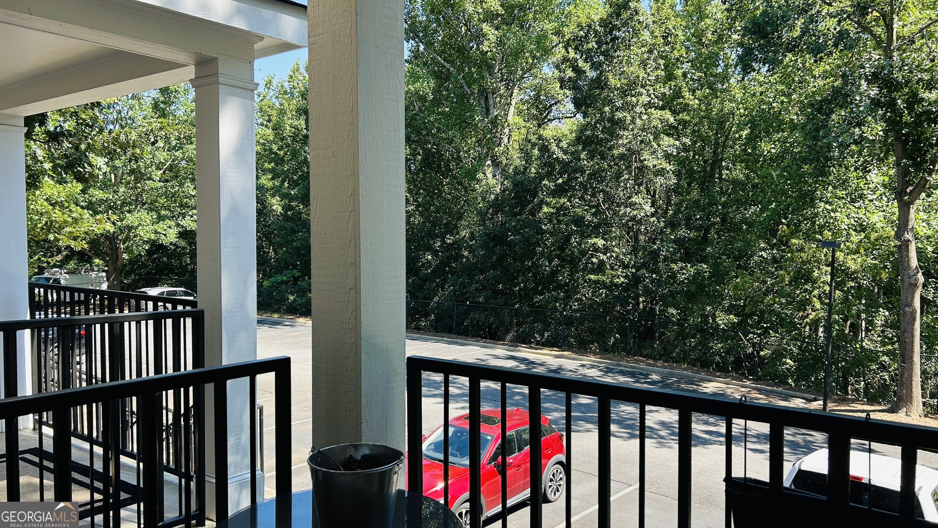 Well maintained, New Carpet, New Interior Paint. 2BR, 2.5 BA in gated complex, The Summit. Hardwood floors on main, on Athens transit just a few stops to UGA, pool, volley ball, fitness room. Bedrooms are private ensuite set up, perfect for roommates. Available in time for school to start. Application process. Owner/agent.