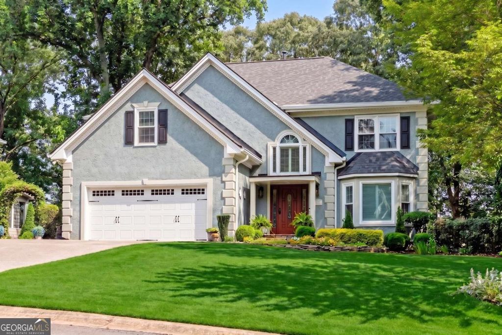 Photo of 5007 Willow Creek Drive, Woodstock, GA 30188 (MLS # 10792029)
