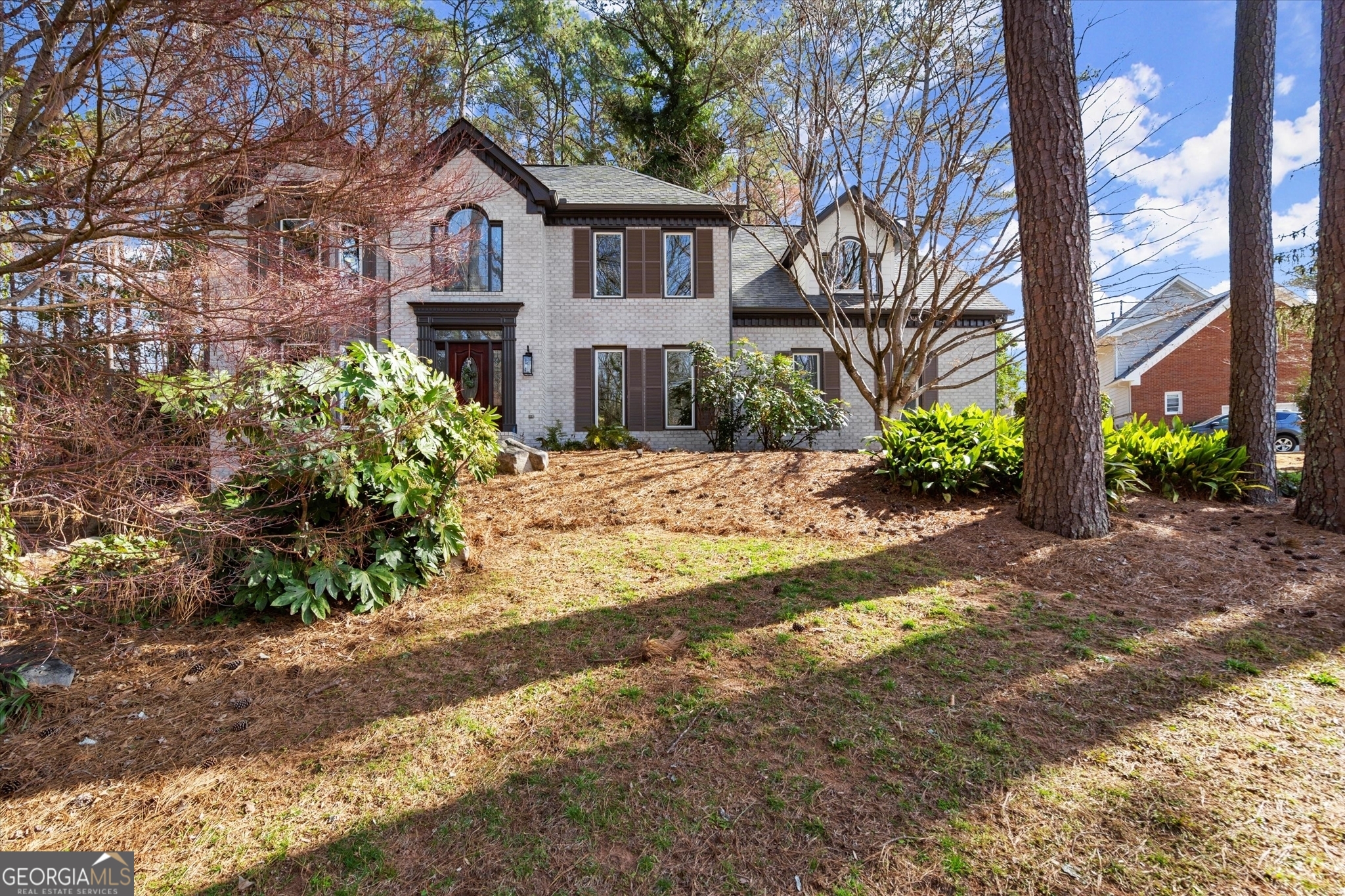 203 Northside DR NW