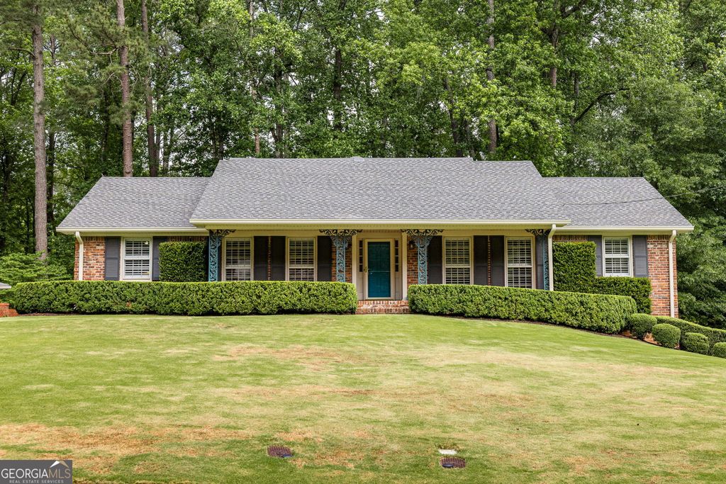 Photo of 1908 Mount Brian Road NE, Atlanta, GA 30329 (MLS # 10760349)