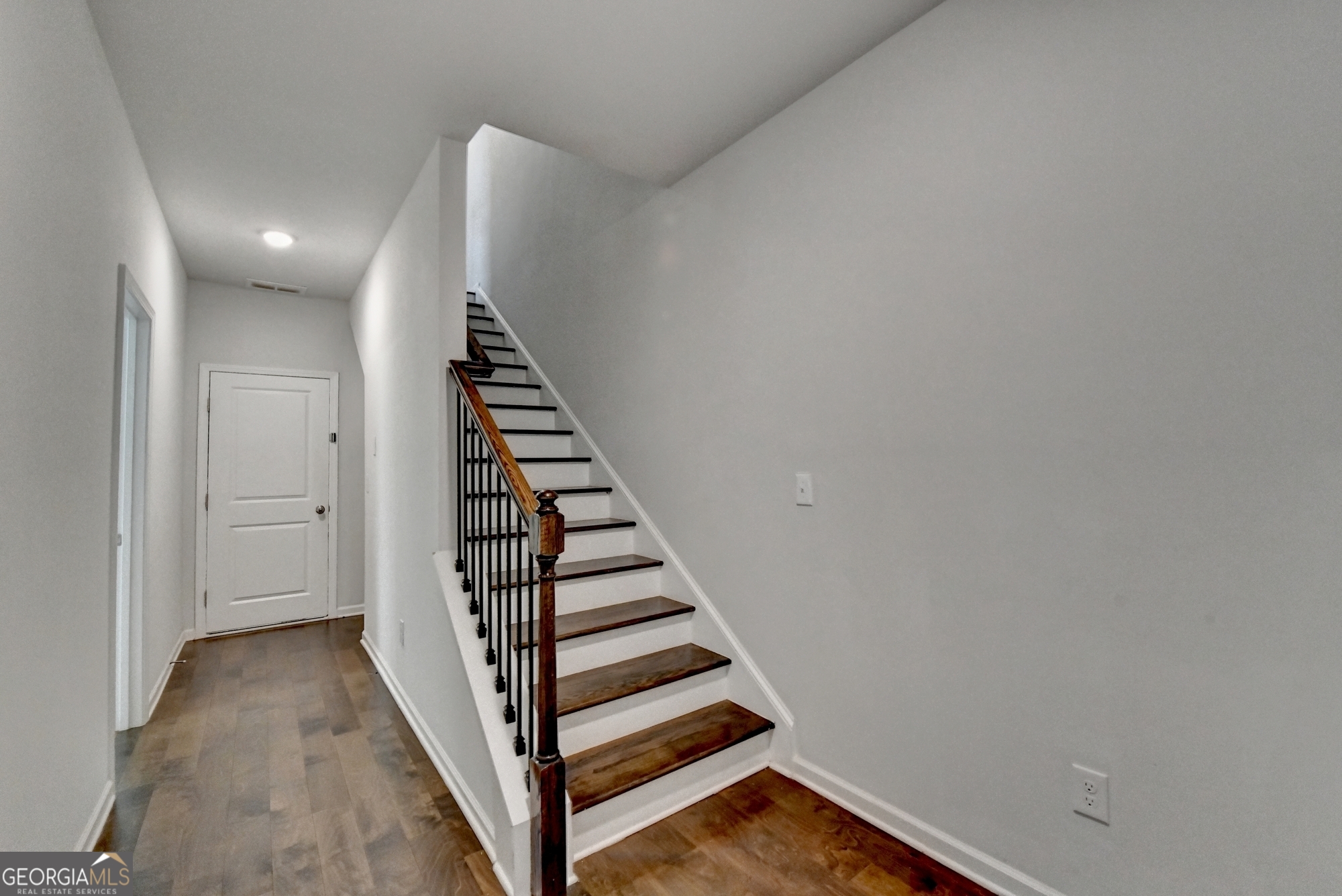 3360 Pickens ST