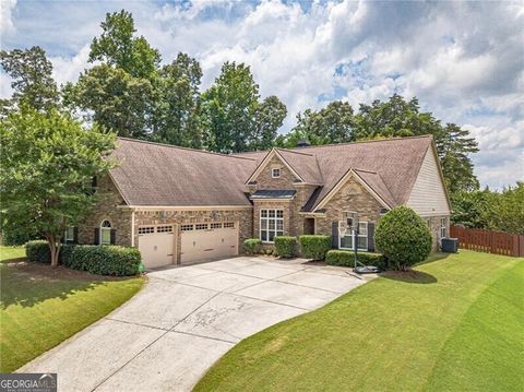 Single Family Residence in Buford GA 5320 Cedarbrooke Lane.jpg