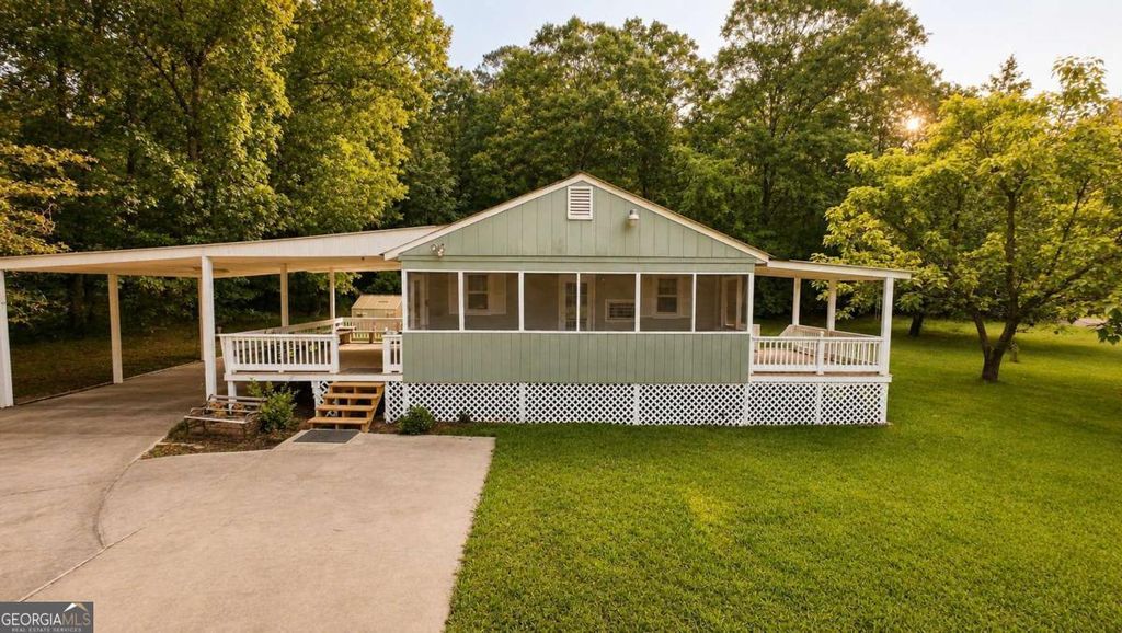 Photo of 116 Shadow Lake Drive, Buckhead, GA 30625 (MLS # 10773968)