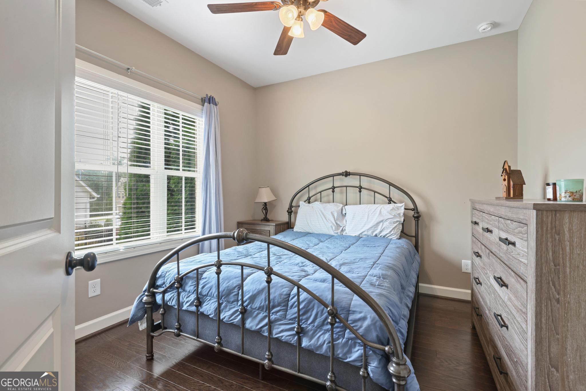 808 Caldwell CIR