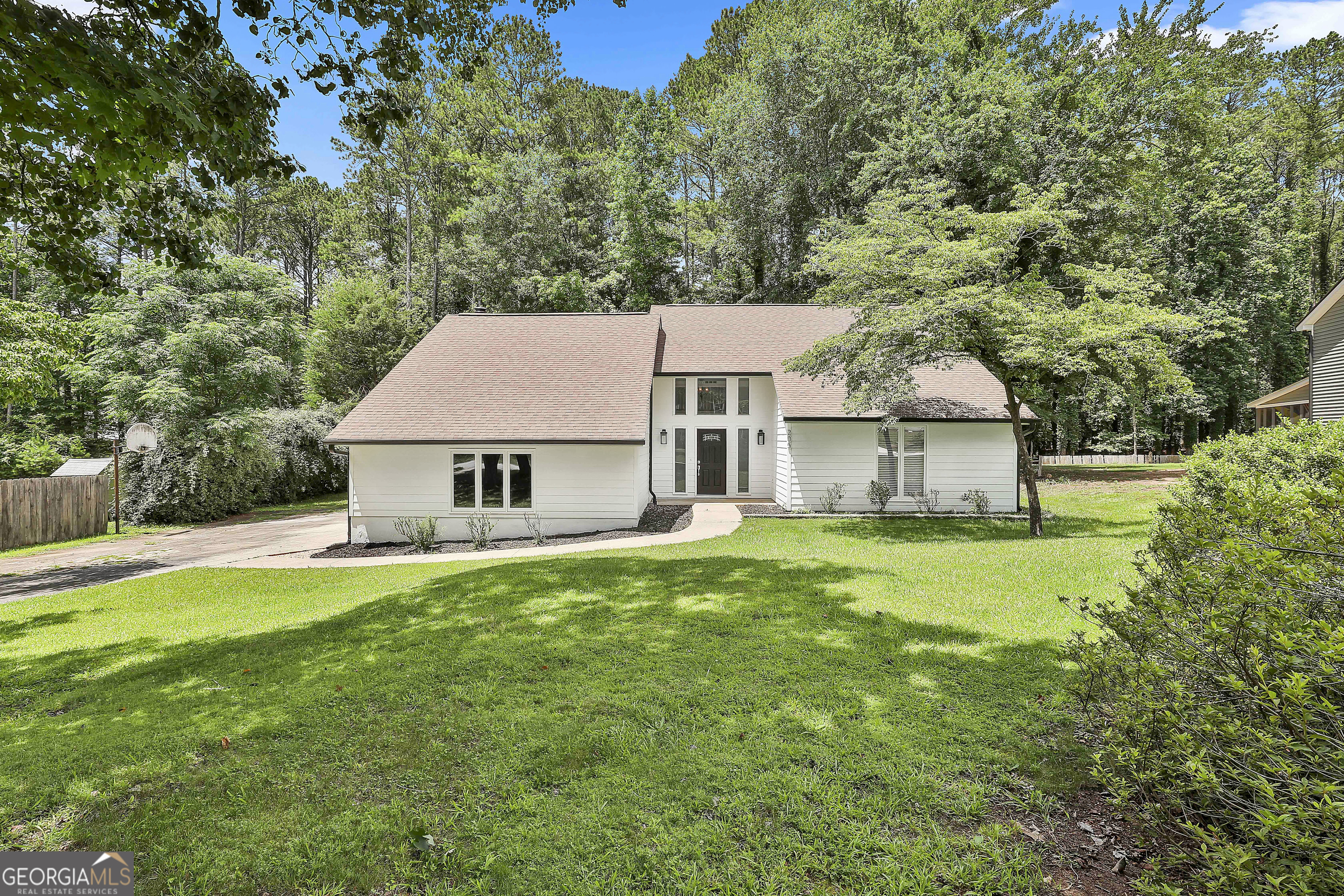205 Shadowood LN