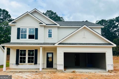 183 Annie LN Statham GA 30666