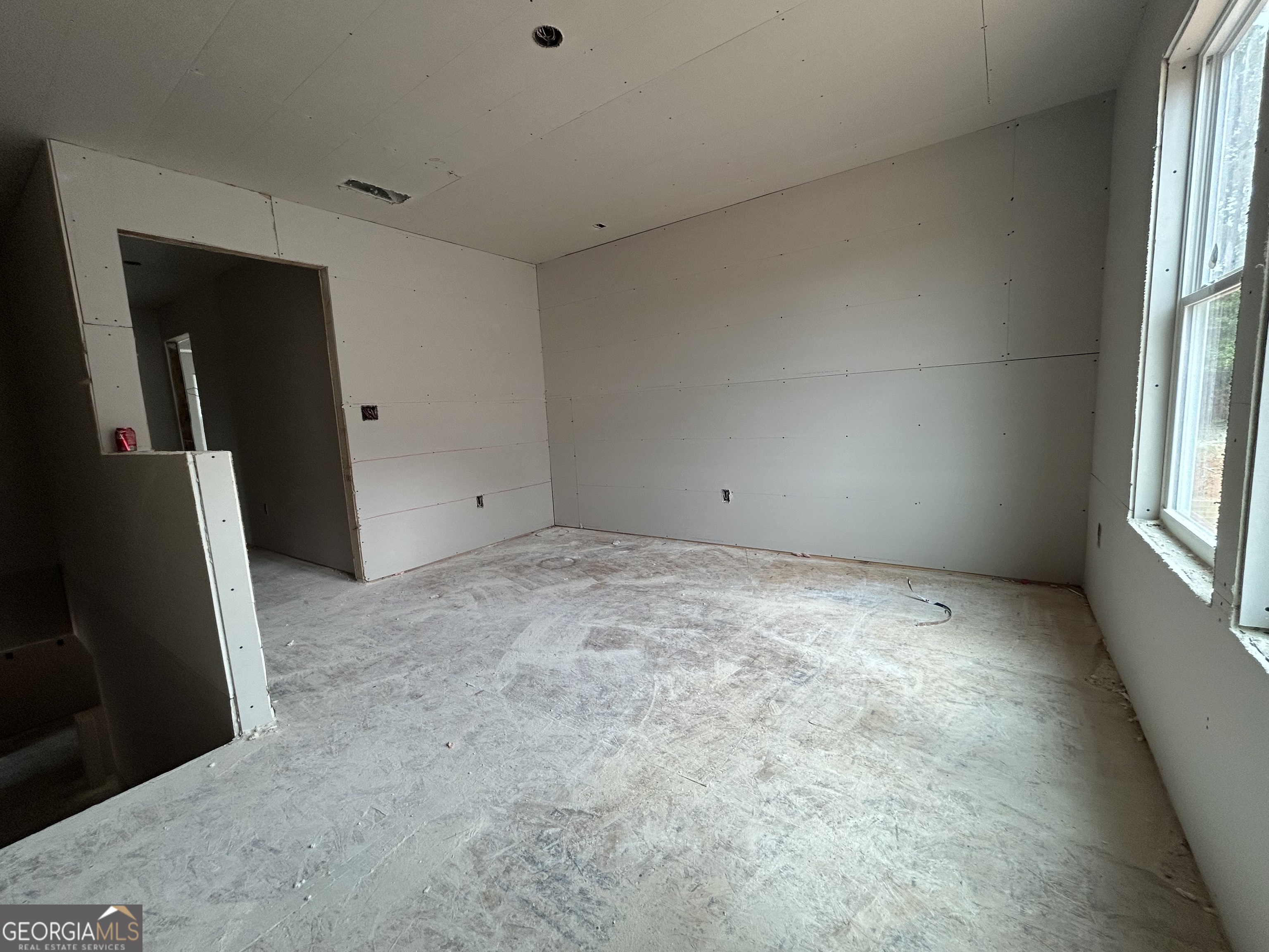 183 Annie LN