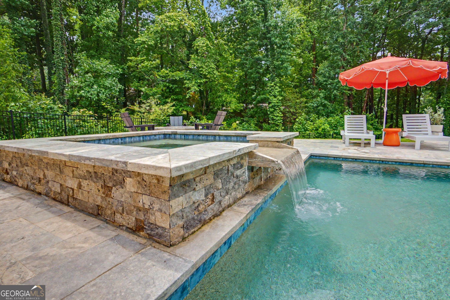 575 Indian Hills PKWY NE