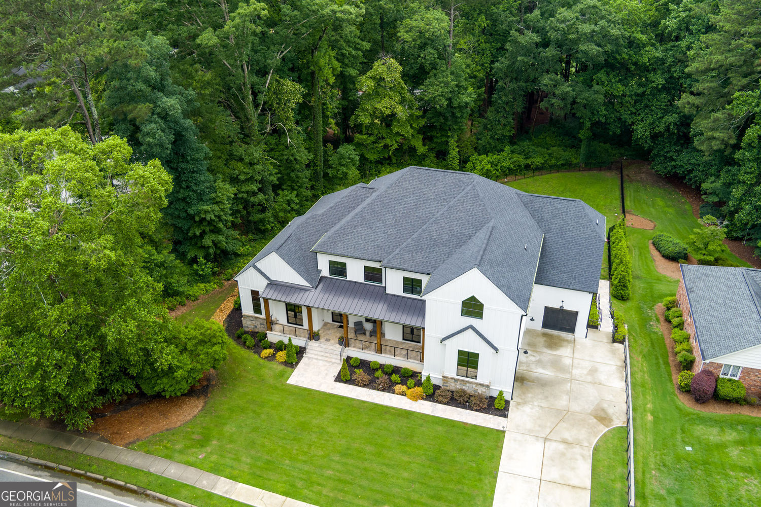 575 Indian Hills PKWY NE