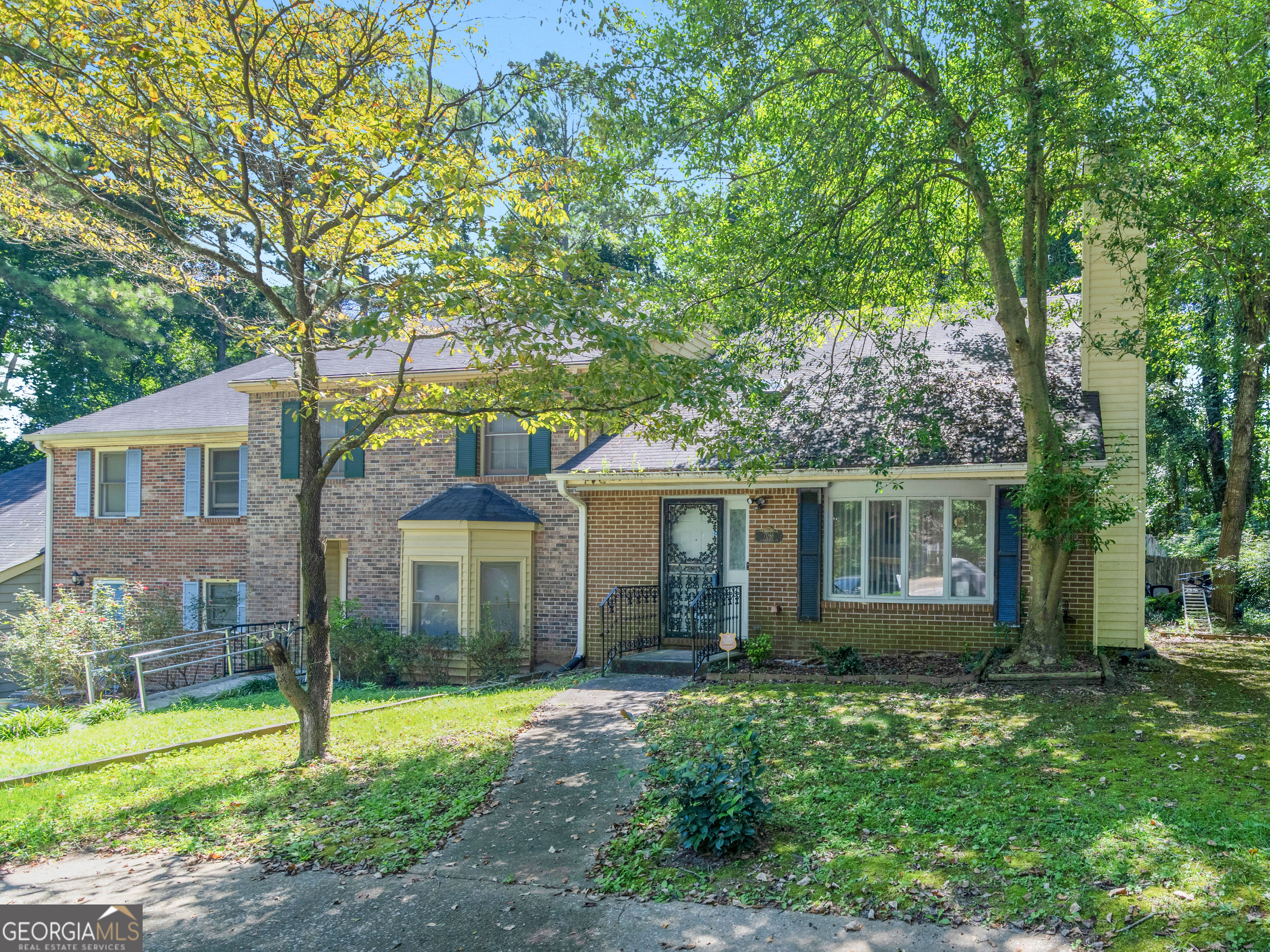 7086 Williamsburg DR