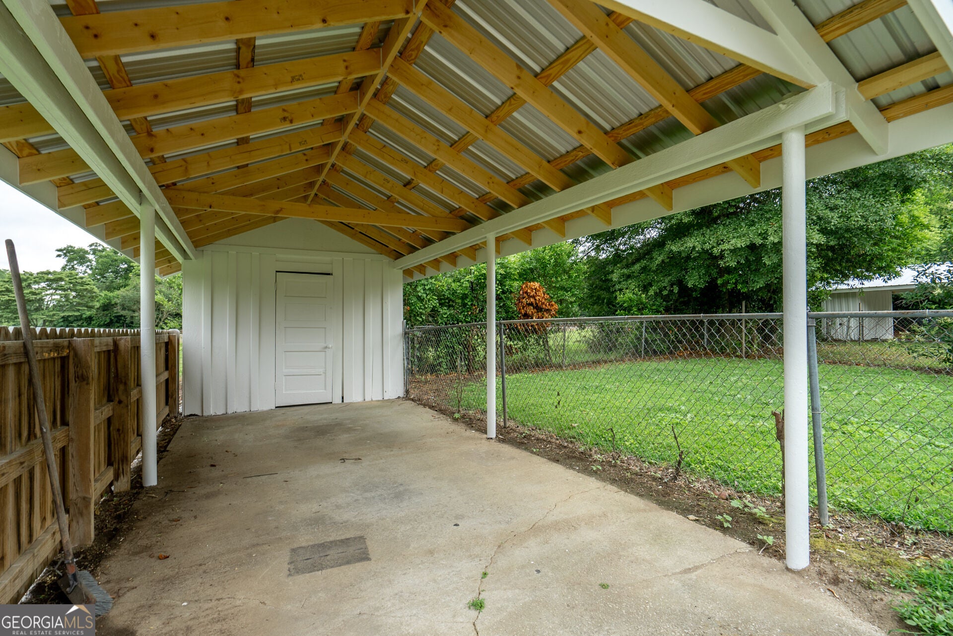 175 E Main ST B