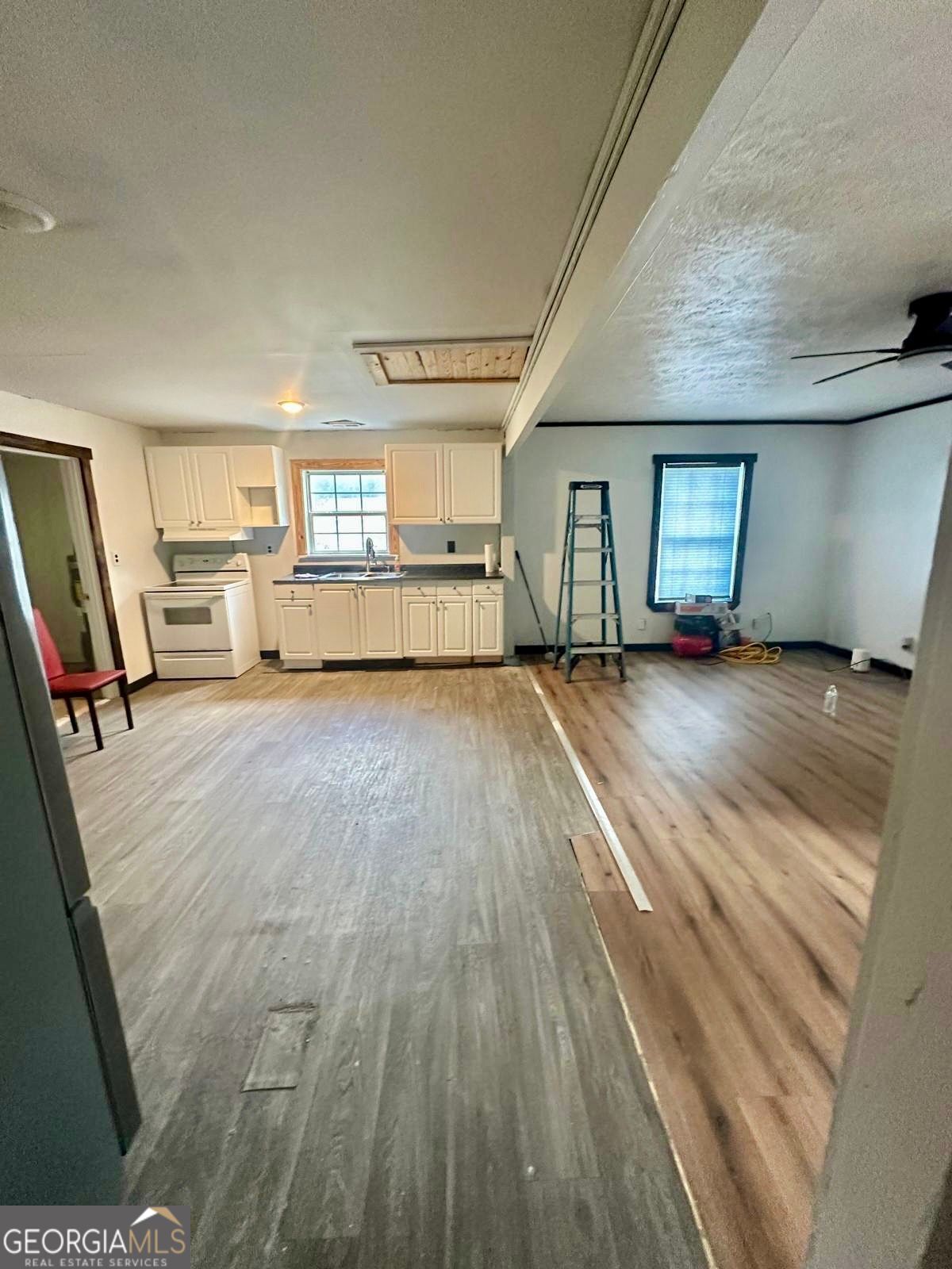 3825 N SHARON CHURCH RD