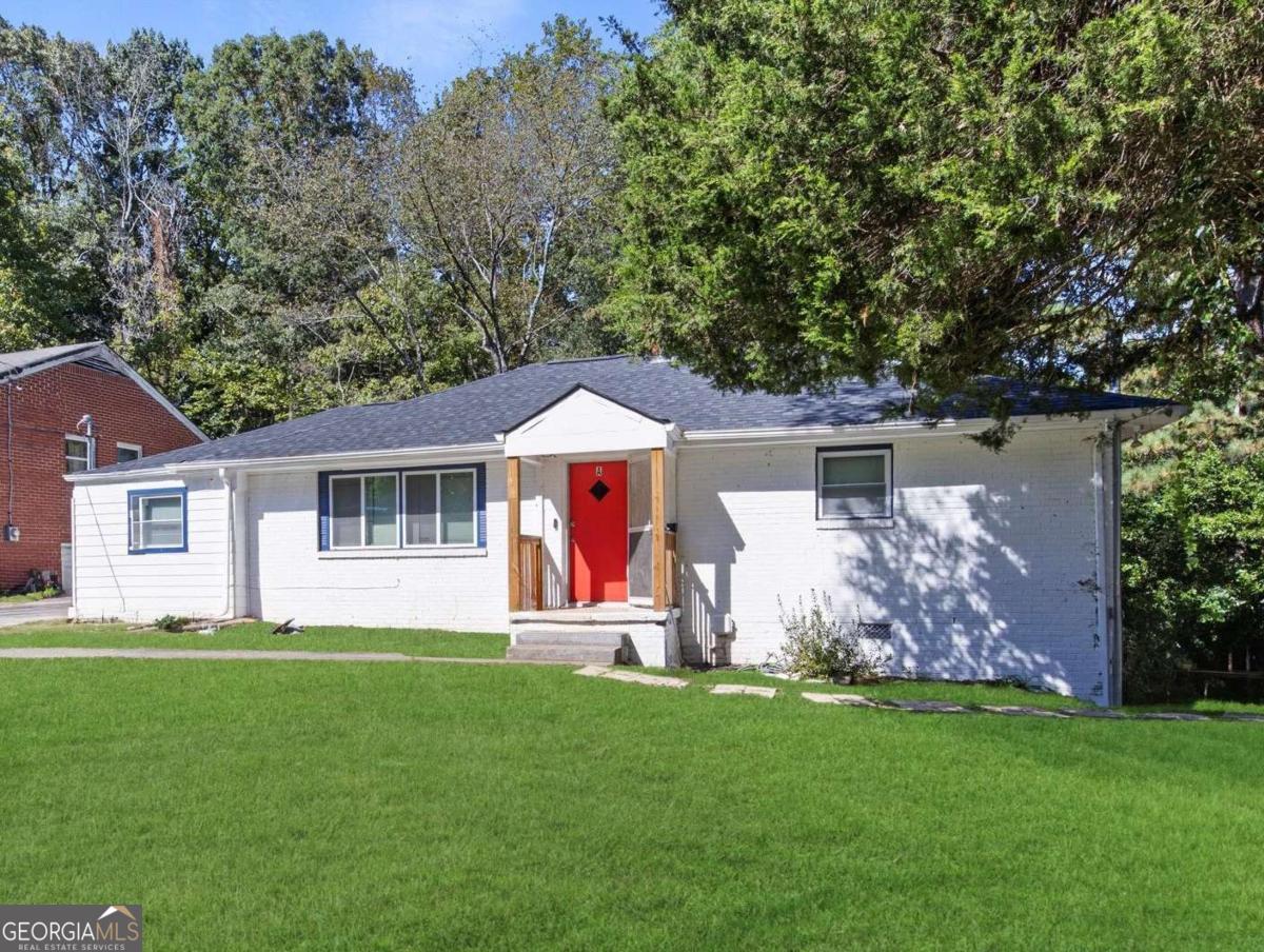 1801 Tiger Flowers DR NW