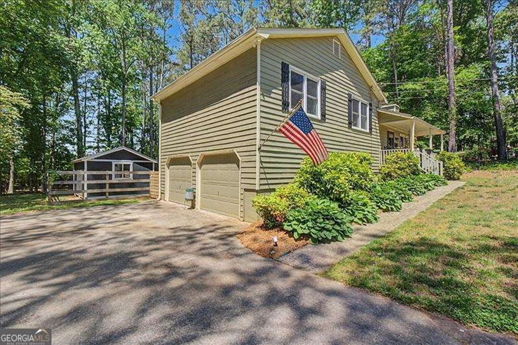 Photo of 1950 Morgan Trace, Canton, GA 30115 (MLS # 10757859)