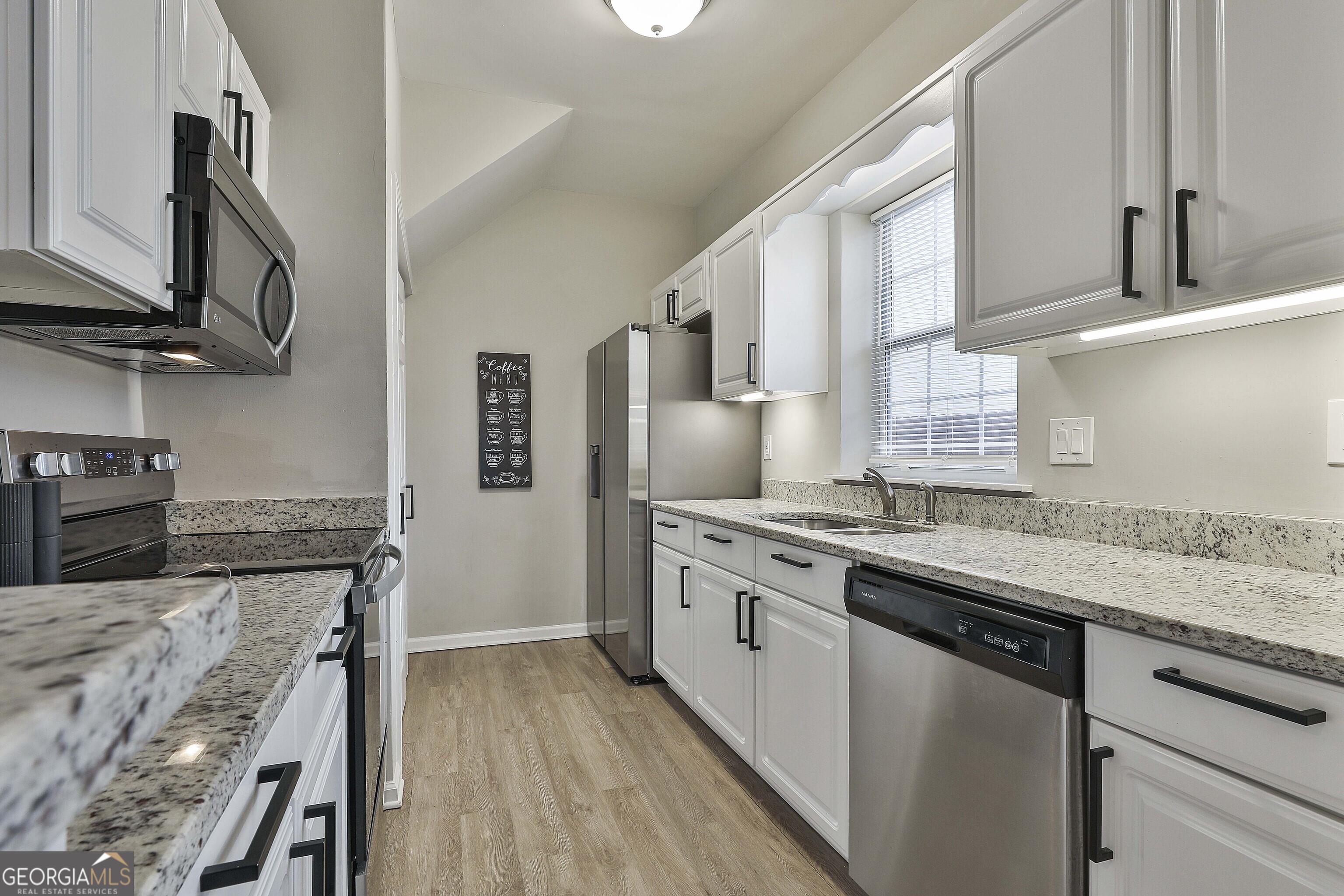 Peachtree City, Georgia 30269, United States, 3 Bedrooms Bedrooms, ,2 BathroomsBathrooms,Residential,Pending,1593