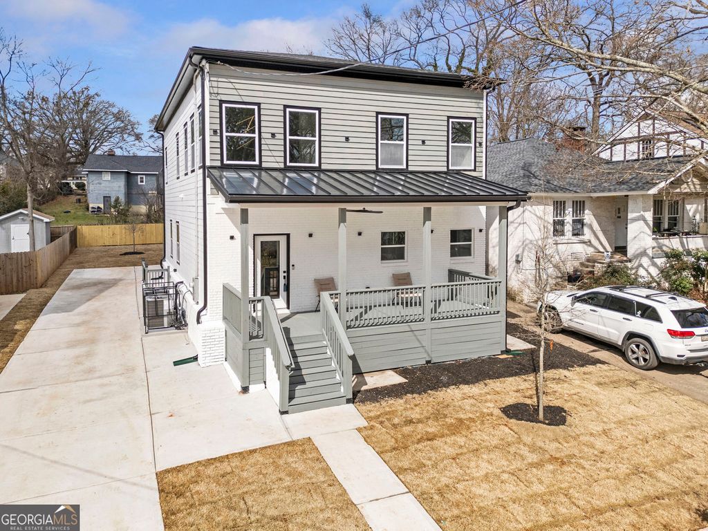 Photo of 959 Woodbourne Drive SW, Atlanta, GA 30310 (MLS # 10702532)