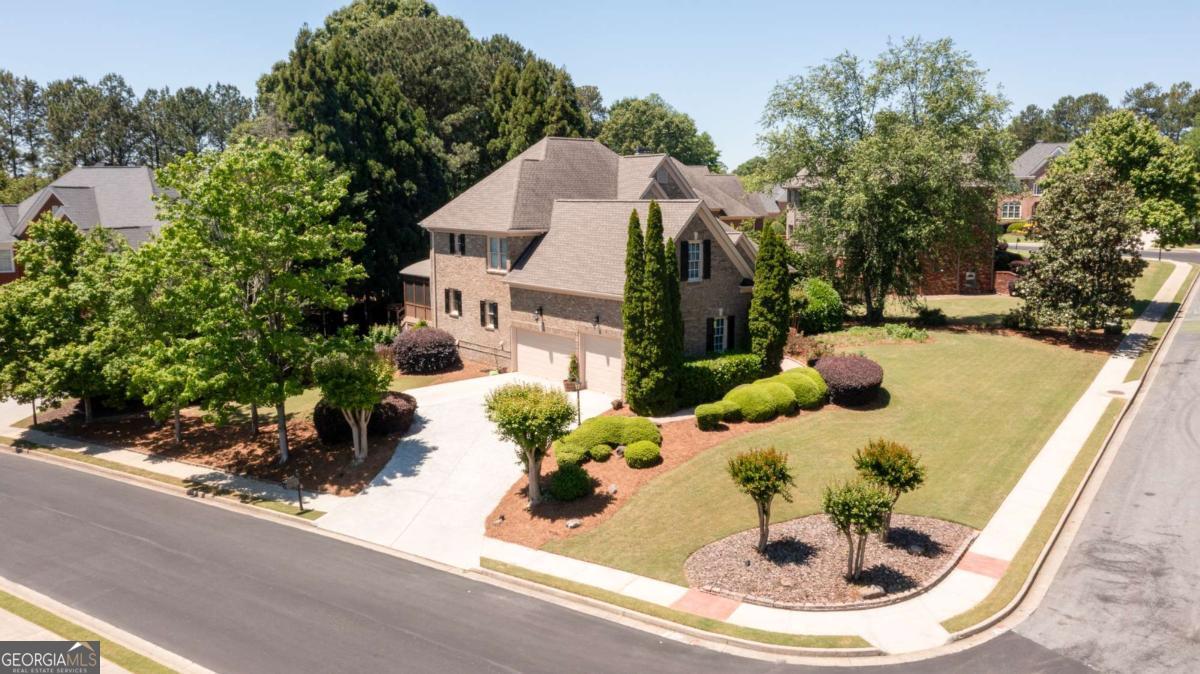 2401 Floral Valley DR