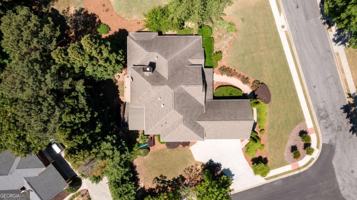 2401 Floral Valley DR