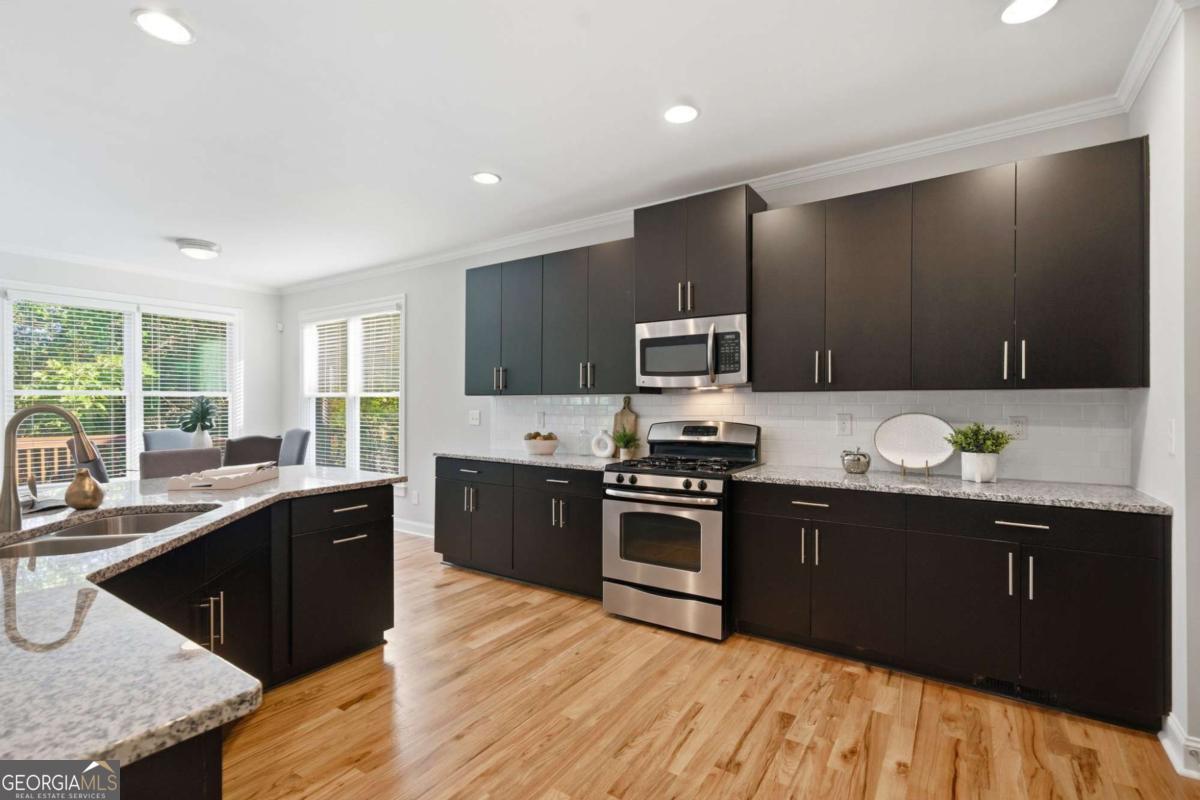 Dupont Commons - Residential