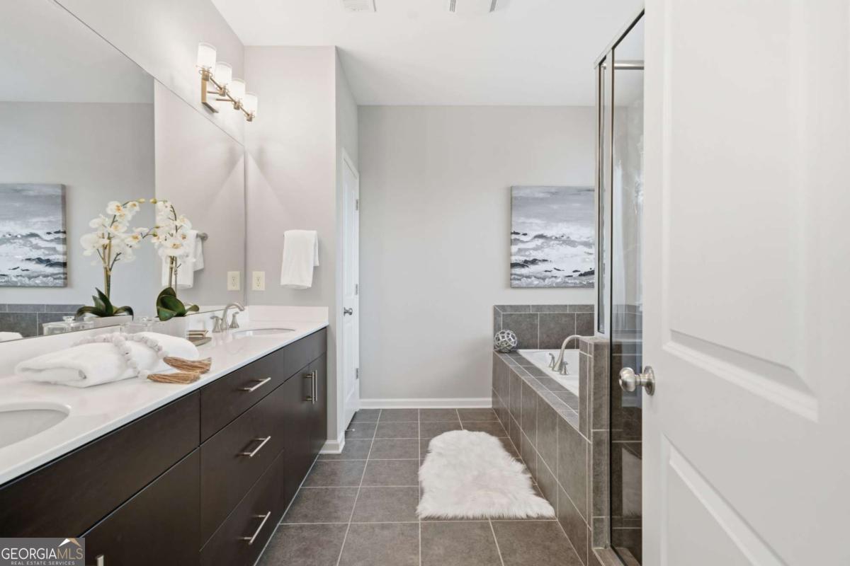 Dupont Commons - Residential
