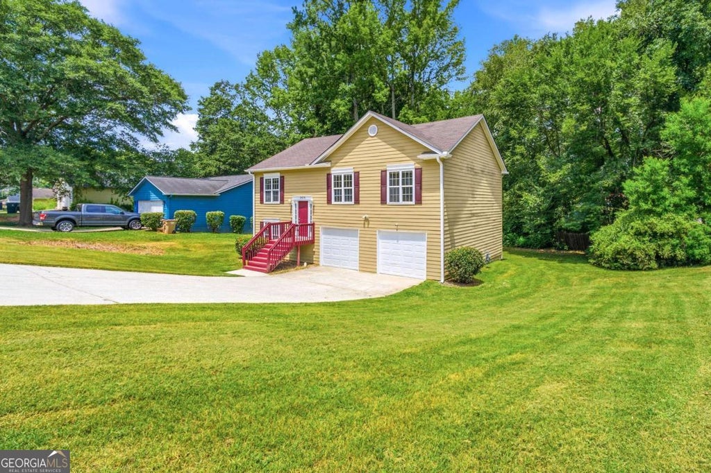 Photo of 10879 Morning Dove Drive, Hampton, GA 30228 (MLS # 10803938)