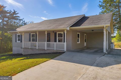 A home in Toccoa