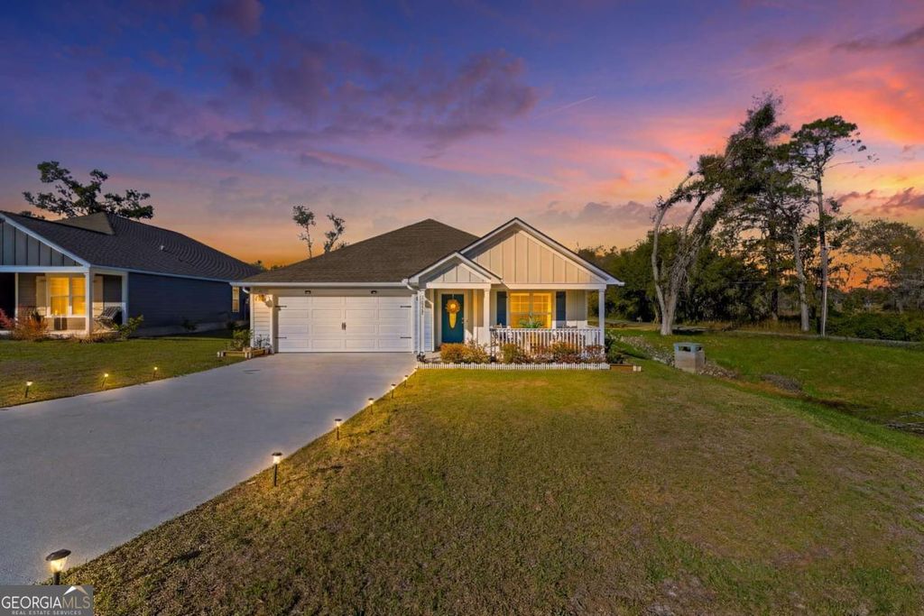 Photo of 5202 Grand Oak Circle, Lake Park, GA 31636 (MLS # 10706692)