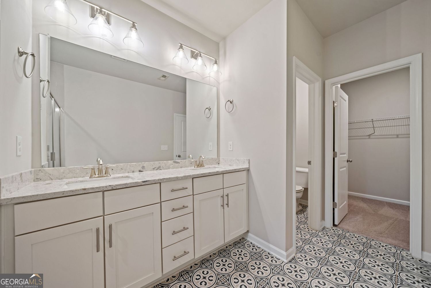 Doraville, Georgia 30360, United States, 4 Bedrooms Bedrooms, ,4 BathroomsBathrooms,Residential,Active,169409