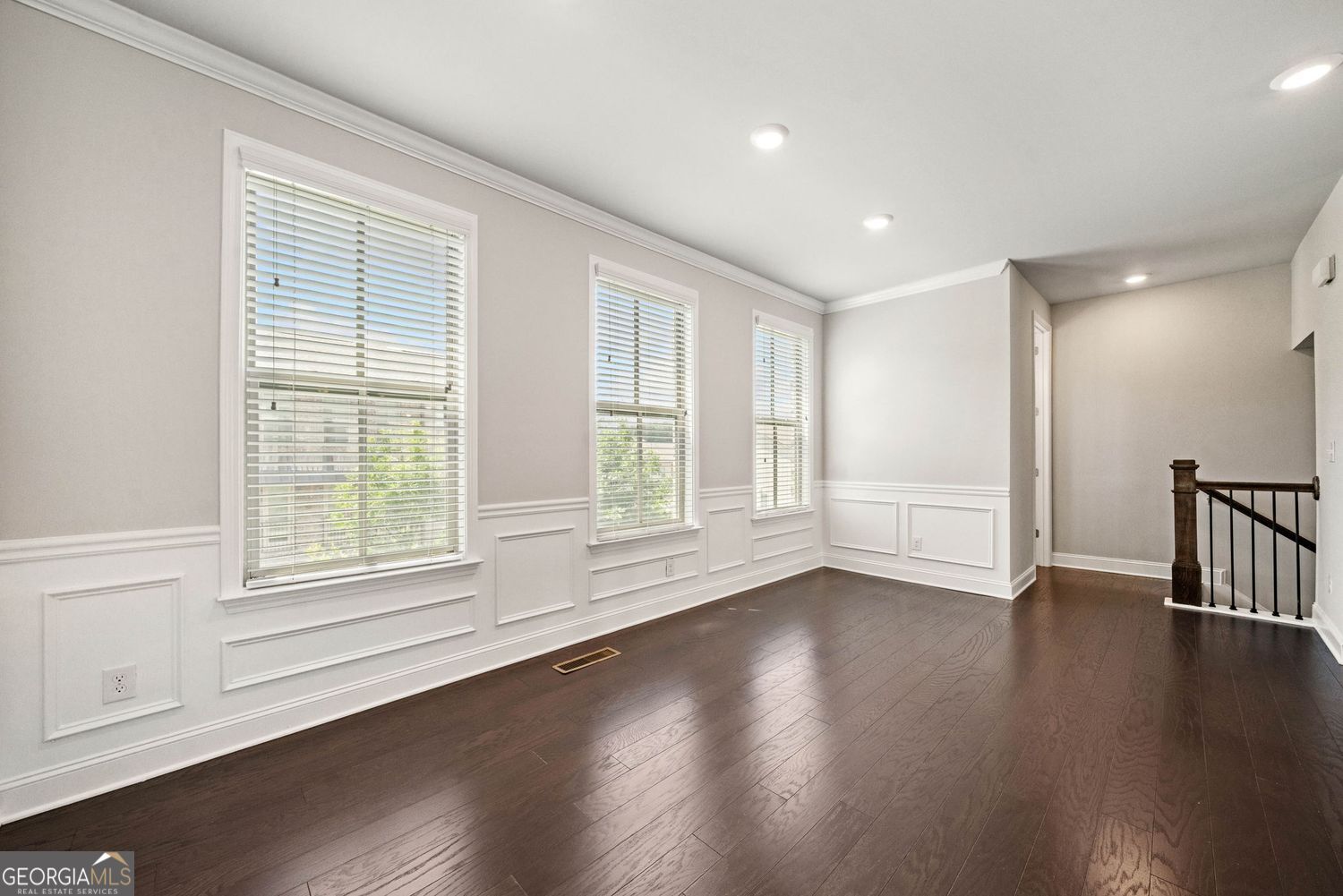 Doraville, Georgia 30360, United States, 4 Bedrooms Bedrooms, ,4 BathroomsBathrooms,Residential,Active,169409