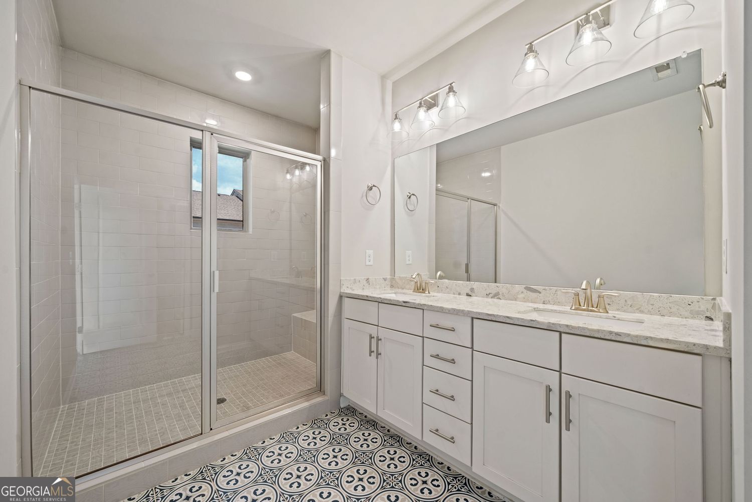 Doraville, Georgia 30360, United States, 4 Bedrooms Bedrooms, ,4 BathroomsBathrooms,Residential,Active,169409