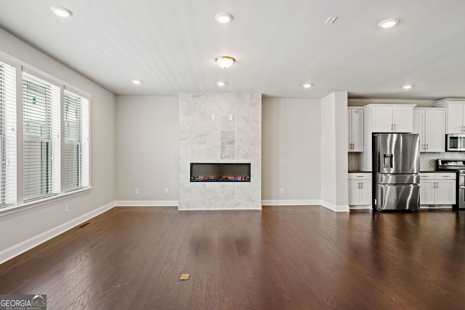 Doraville, Georgia 30360, United States, 4 Bedrooms Bedrooms, ,4 BathroomsBathrooms,Residential,Active,169409