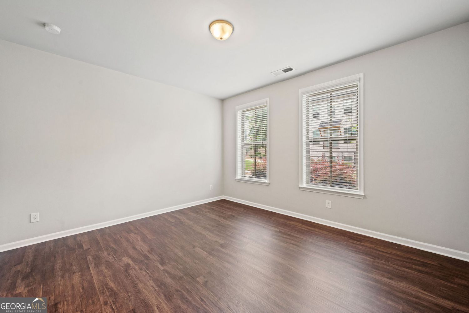 Doraville, Georgia 30360, United States, 4 Bedrooms Bedrooms, ,4 BathroomsBathrooms,Residential,Active,169409