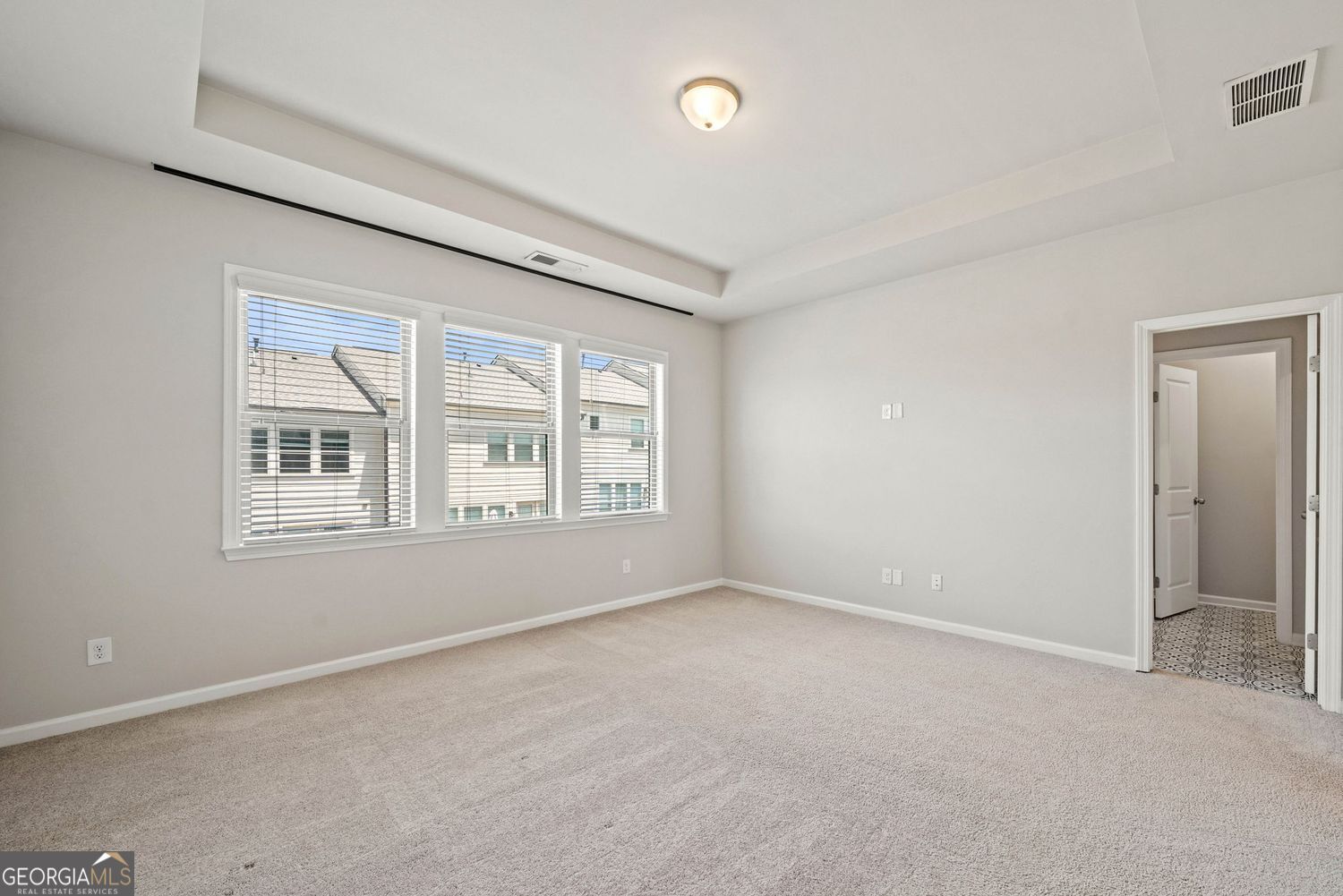 Doraville, Georgia 30360, United States, 4 Bedrooms Bedrooms, ,4 BathroomsBathrooms,Residential,Active,169409