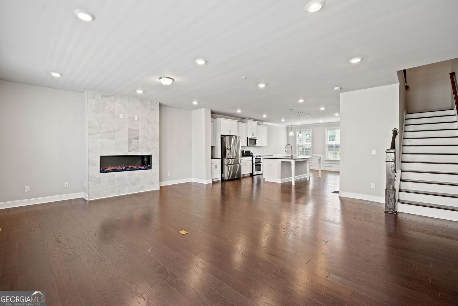 Doraville, Georgia 30360, United States, 4 Bedrooms Bedrooms, ,4 BathroomsBathrooms,Residential,Active,169409