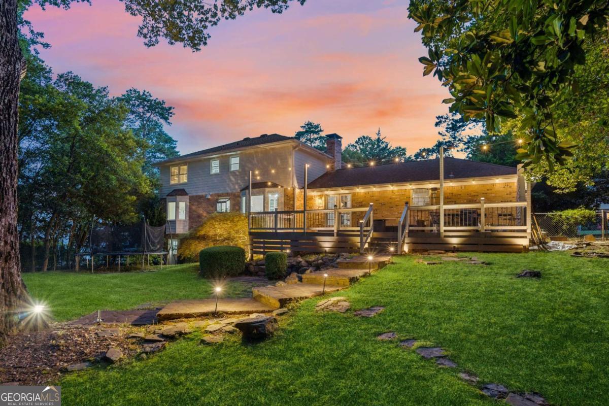 5262 Lakesprings DR