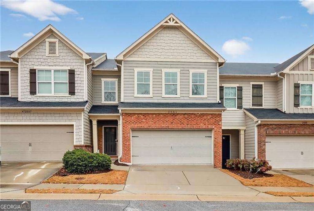 Photo of 2561 Burnell Lane SW, Marietta, GA 30060 (MLS # 10655125)