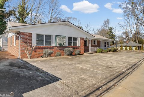 14 Farmer ST Newnan GA 30263