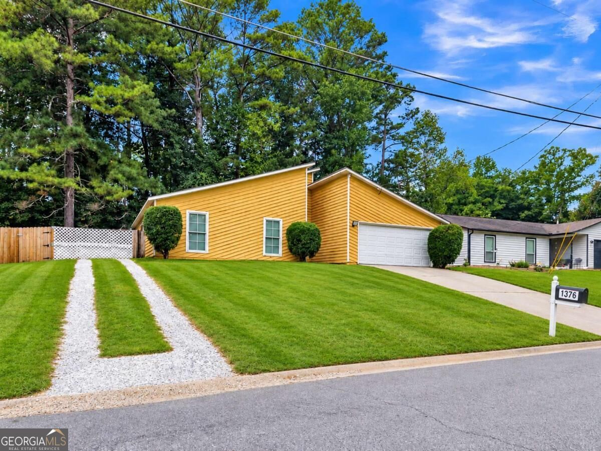 1376 Peninsula TRCE