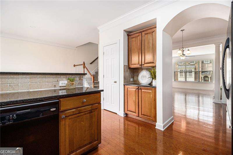 1935 Cobblestone CIR NE