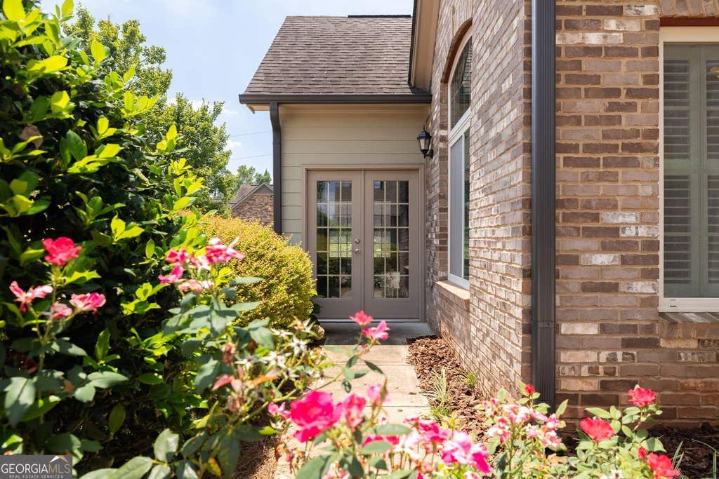 Photo of 6129 Brookhaven Circle, Johns Creek, GA 30097 (MLS # 10818145)