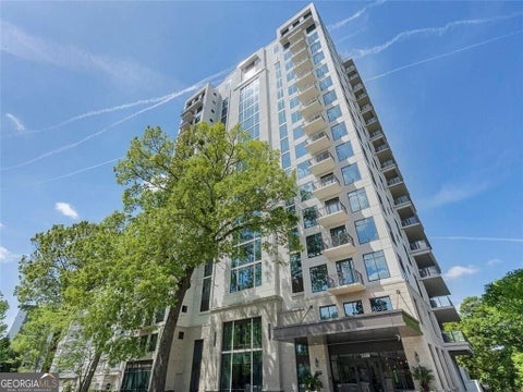 Photo of 2520 Peachtree Road #602, Atlanta, GA 30305 (MLS # 10809217)