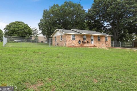 Photo of 1611 Wesley Way NW, Conyers, GA 30012 (MLS # 10653943)