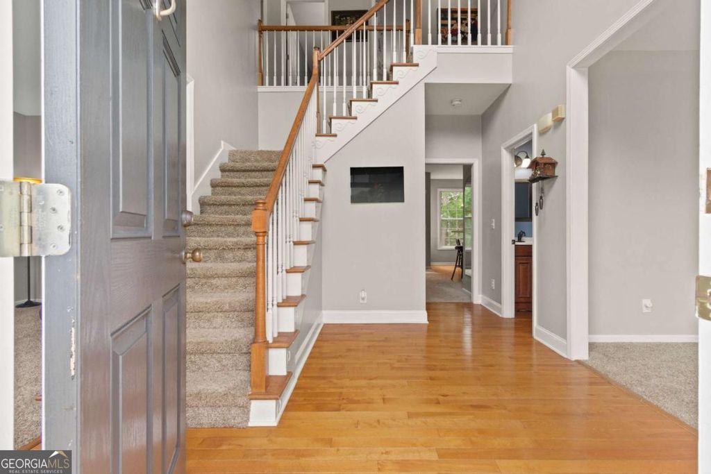 Photo of 243 Ribbon Leaf View, Suwanee, GA 30024 (MLS # 10763717)