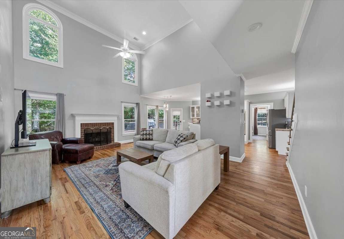 231 Jeffrey DR