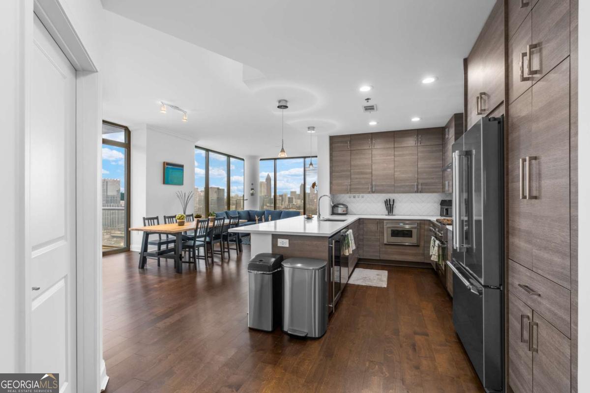270 17th ST NW 2601