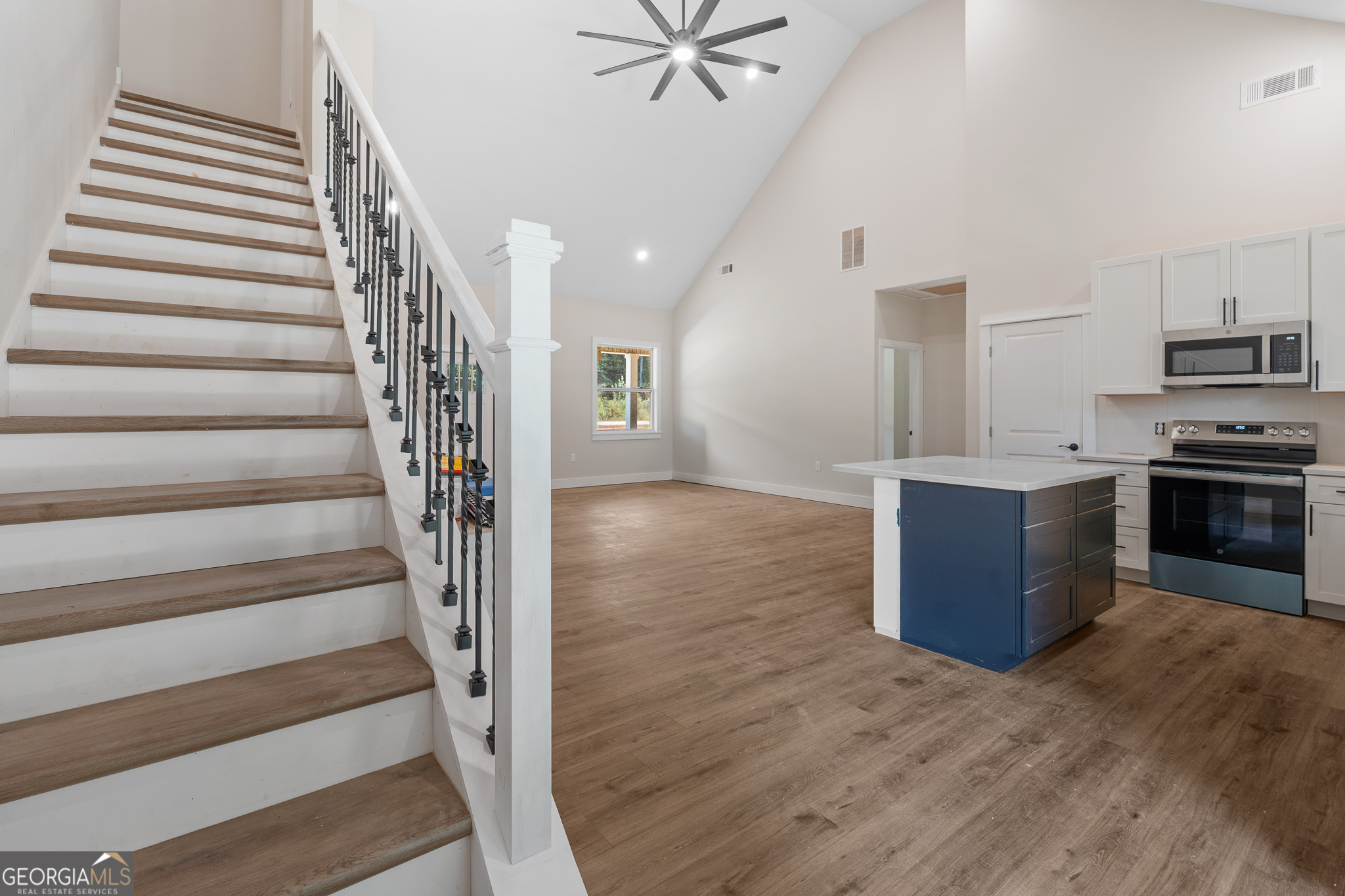 Barnesville, Georgia 30204, United States, 4 Bedrooms Bedrooms, ,3 BathroomsBathrooms,Residential,Active,205768