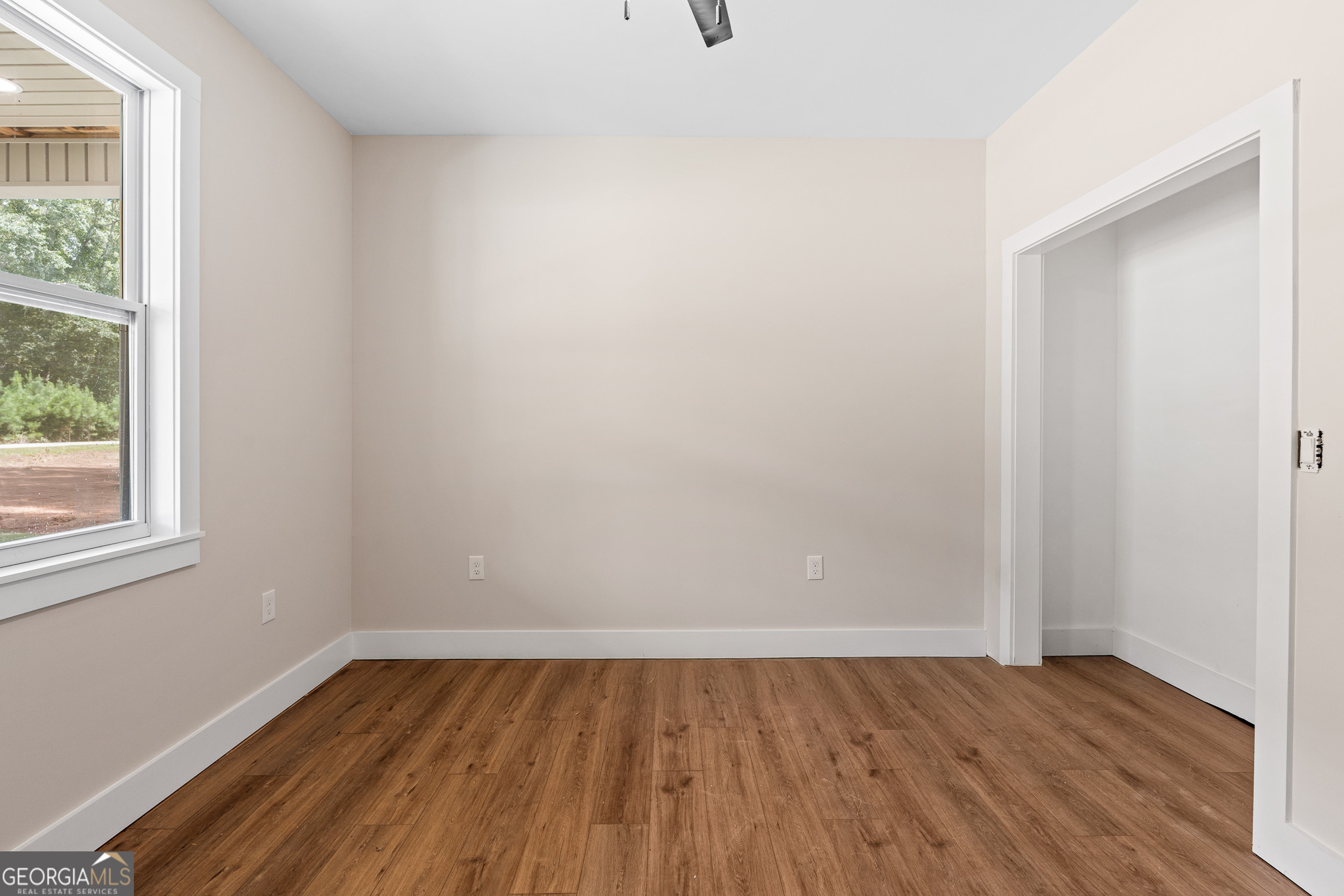 Barnesville, Georgia 30204, United States, 4 Bedrooms Bedrooms, ,3 BathroomsBathrooms,Residential,Active,205768