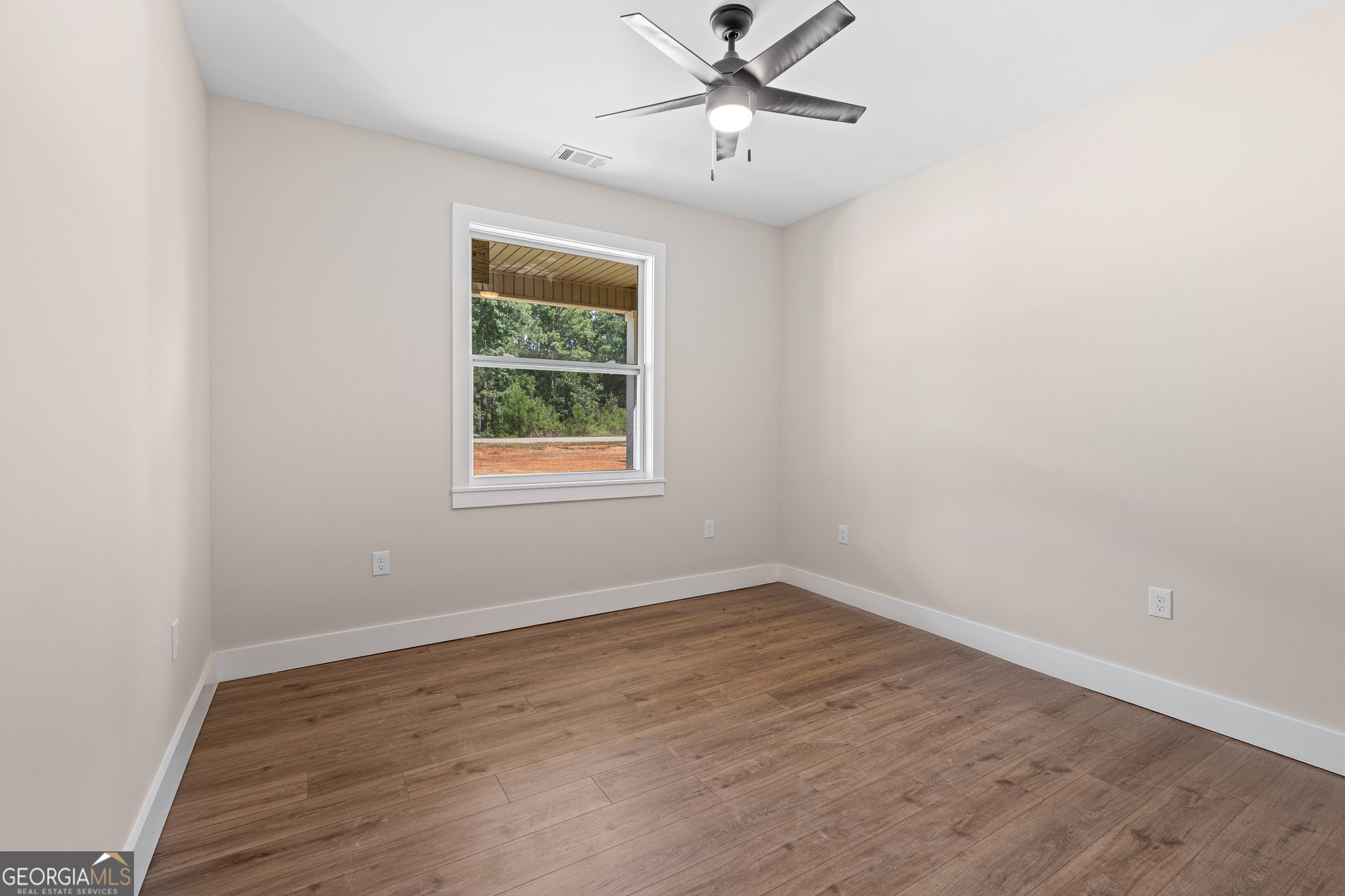 Barnesville, Georgia 30204, United States, 4 Bedrooms Bedrooms, ,3 BathroomsBathrooms,Residential,Active,205768